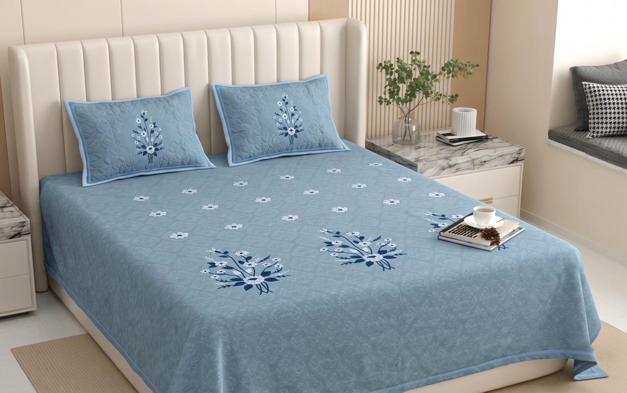 blue embroidery luxury bedding set (3pcs)